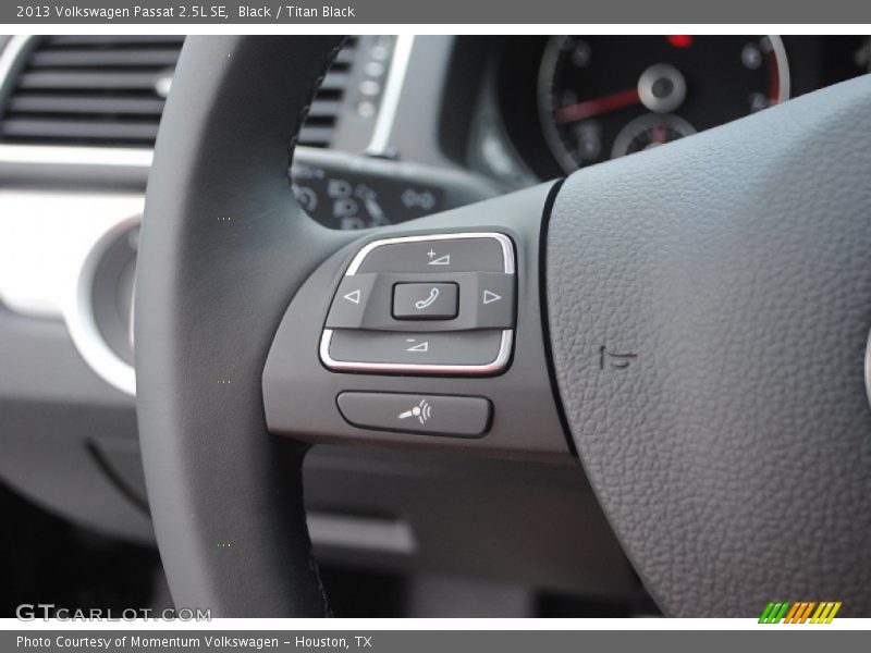 Black / Titan Black 2013 Volkswagen Passat 2.5L SE