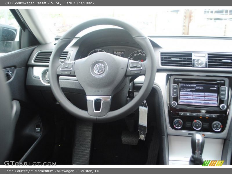 Black / Titan Black 2013 Volkswagen Passat 2.5L SE