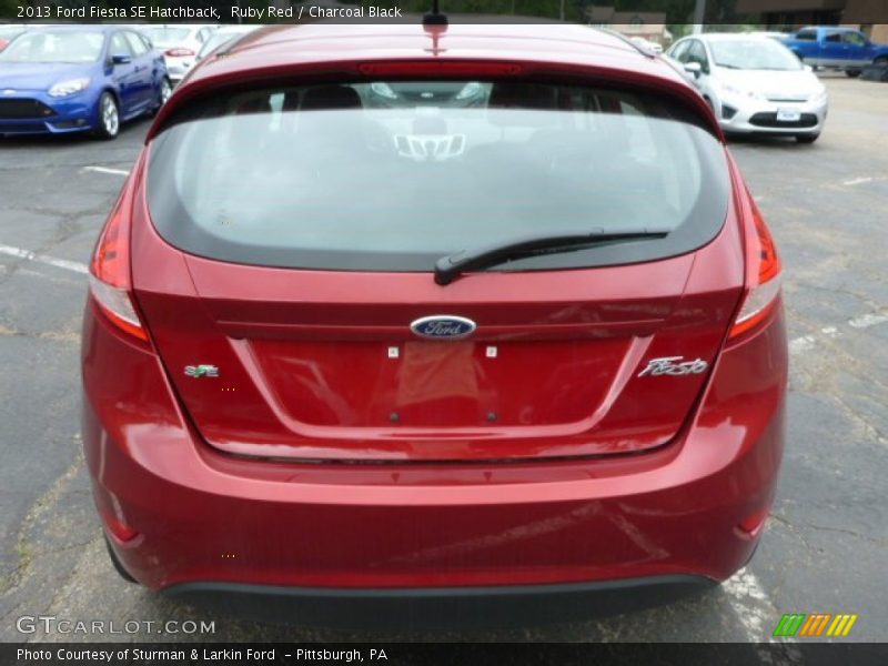Ruby Red / Charcoal Black 2013 Ford Fiesta SE Hatchback