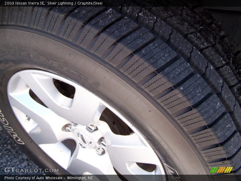 Silver Lightning / Graphite/Steel 2009 Nissan Xterra SE