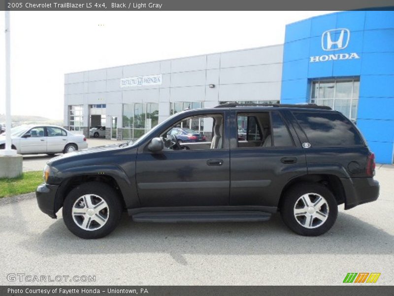 Black / Light Gray 2005 Chevrolet TrailBlazer LS 4x4