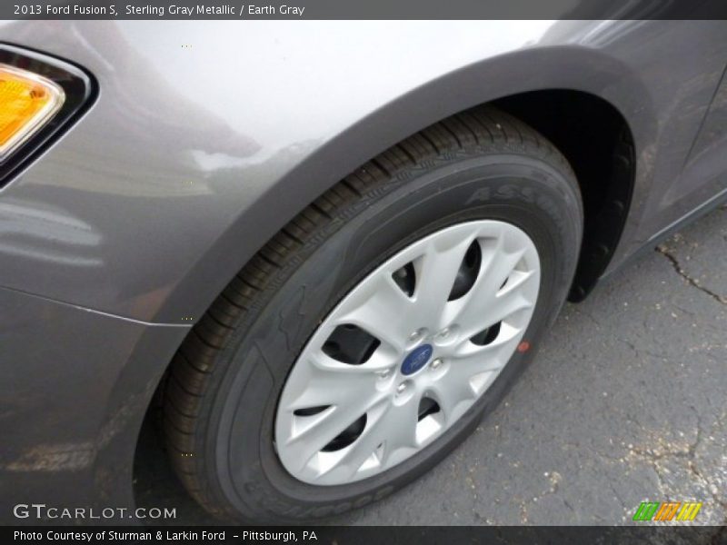 Sterling Gray Metallic / Earth Gray 2013 Ford Fusion S