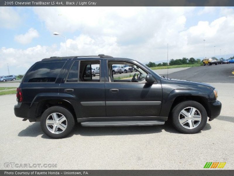 Black / Light Gray 2005 Chevrolet TrailBlazer LS 4x4