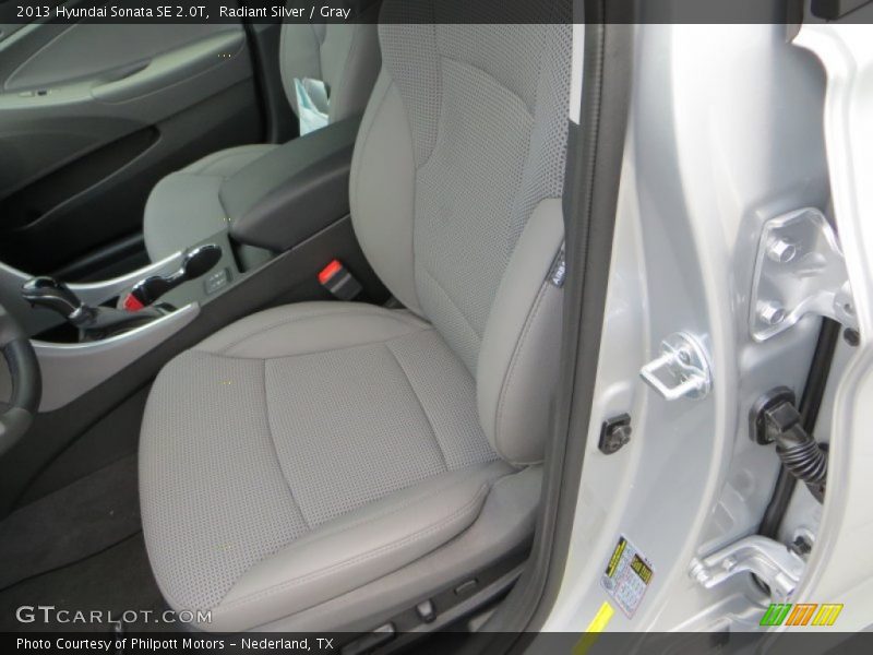 Radiant Silver / Gray 2013 Hyundai Sonata SE 2.0T