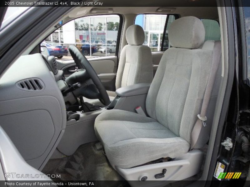 Black / Light Gray 2005 Chevrolet TrailBlazer LS 4x4