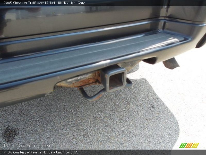 Black / Light Gray 2005 Chevrolet TrailBlazer LS 4x4