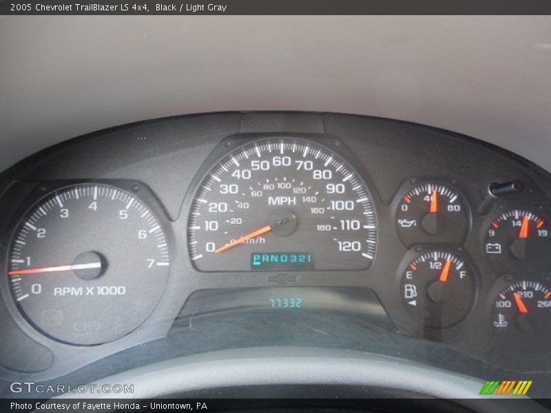 Black / Light Gray 2005 Chevrolet TrailBlazer LS 4x4