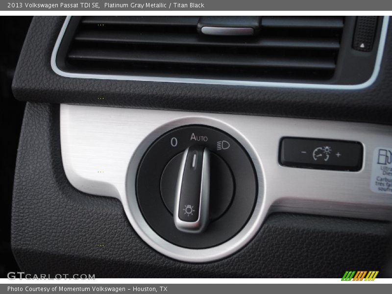 Platinum Gray Metallic / Titan Black 2013 Volkswagen Passat TDI SE