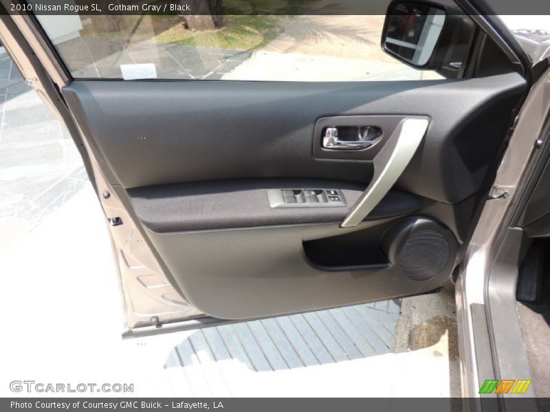 Gotham Gray / Black 2010 Nissan Rogue SL