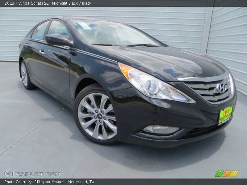 Midnight Black / Black 2013 Hyundai Sonata SE