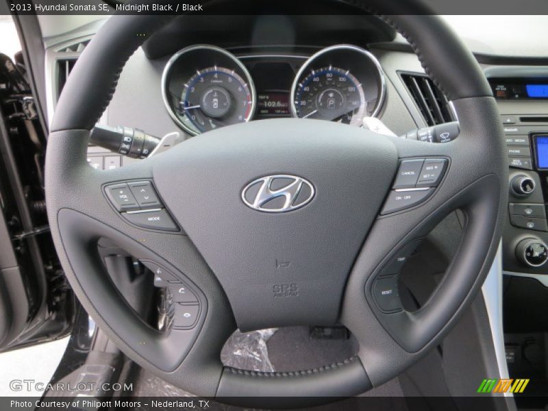 Midnight Black / Black 2013 Hyundai Sonata SE