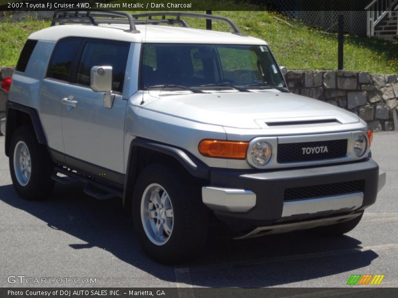 Titanium Metallic / Dark Charcoal 2007 Toyota FJ Cruiser 4WD