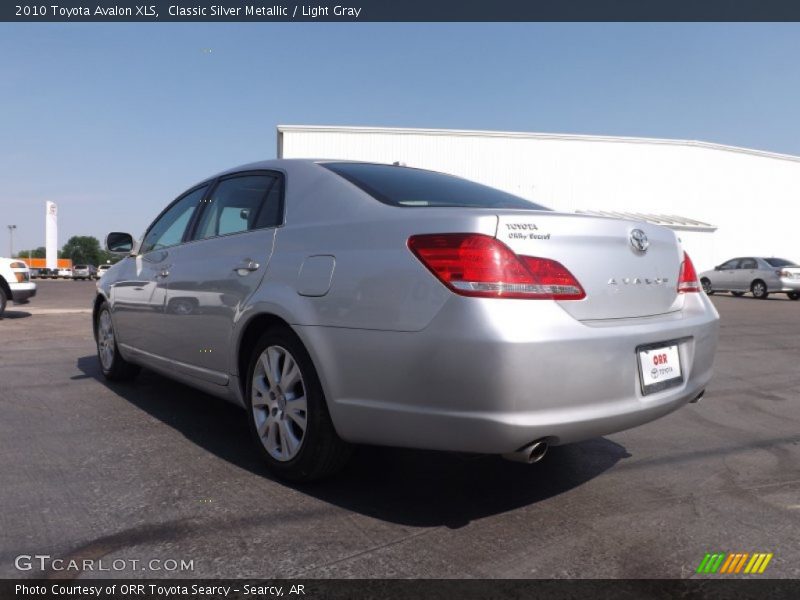 Classic Silver Metallic / Light Gray 2010 Toyota Avalon XLS