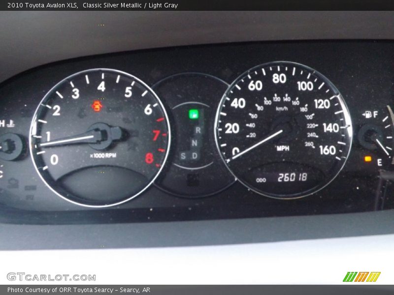 Classic Silver Metallic / Light Gray 2010 Toyota Avalon XLS