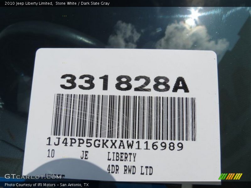 Stone White / Dark Slate Gray 2010 Jeep Liberty Limited