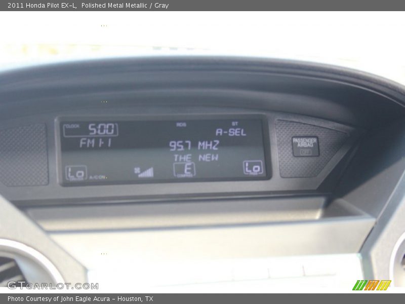 Polished Metal Metallic / Gray 2011 Honda Pilot EX-L