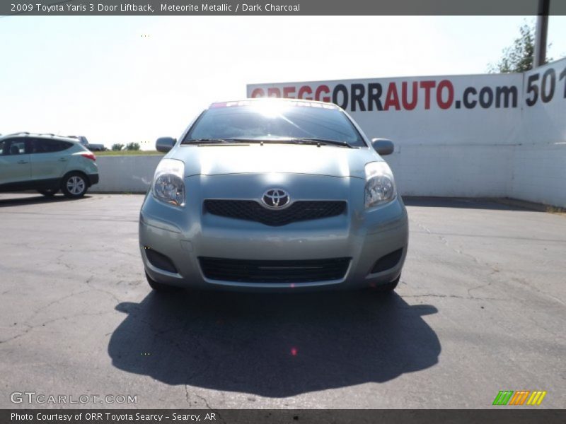 Meteorite Metallic / Dark Charcoal 2009 Toyota Yaris 3 Door Liftback