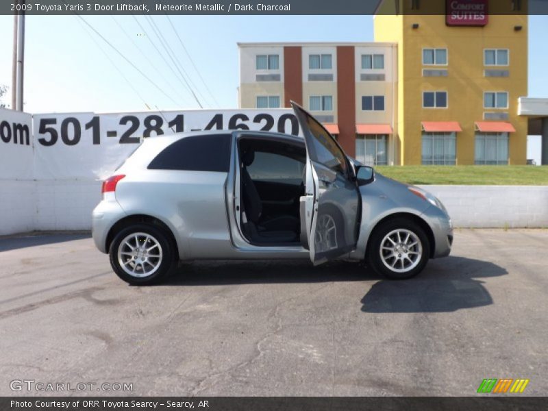 Meteorite Metallic / Dark Charcoal 2009 Toyota Yaris 3 Door Liftback