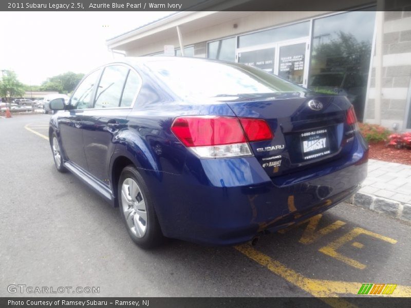 Azurite Blue Pearl / Warm Ivory 2011 Subaru Legacy 2.5i