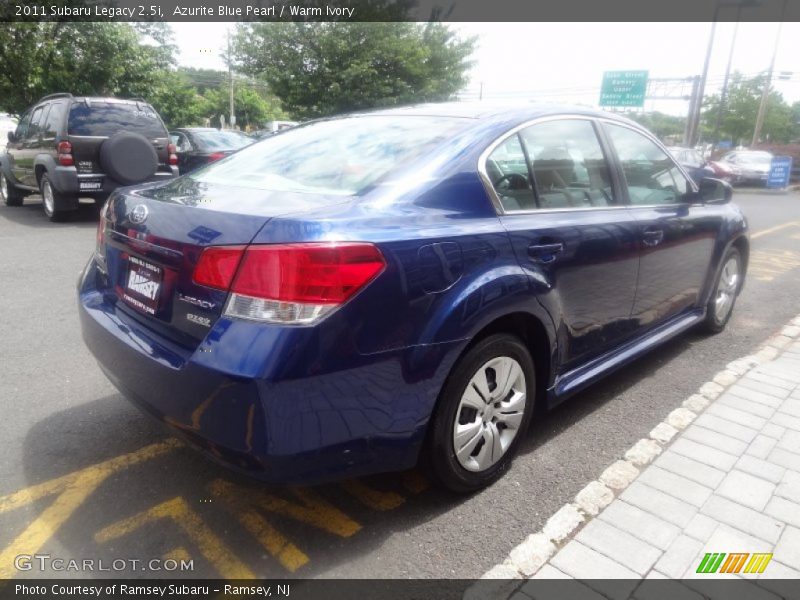 Azurite Blue Pearl / Warm Ivory 2011 Subaru Legacy 2.5i
