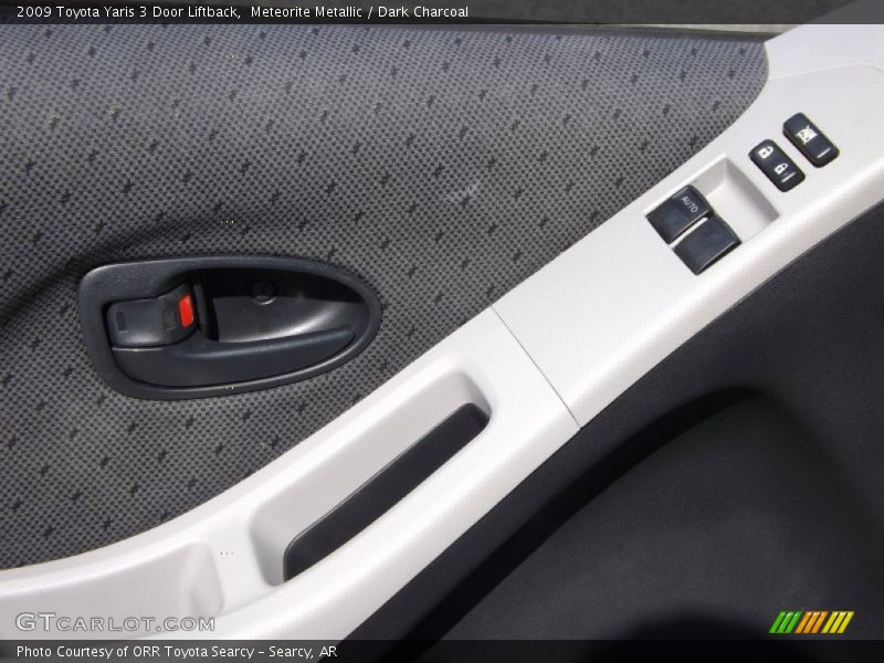 Meteorite Metallic / Dark Charcoal 2009 Toyota Yaris 3 Door Liftback