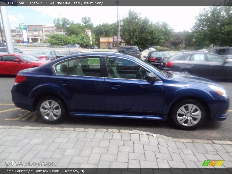 Azurite Blue Pearl / Warm Ivory 2011 Subaru Legacy 2.5i