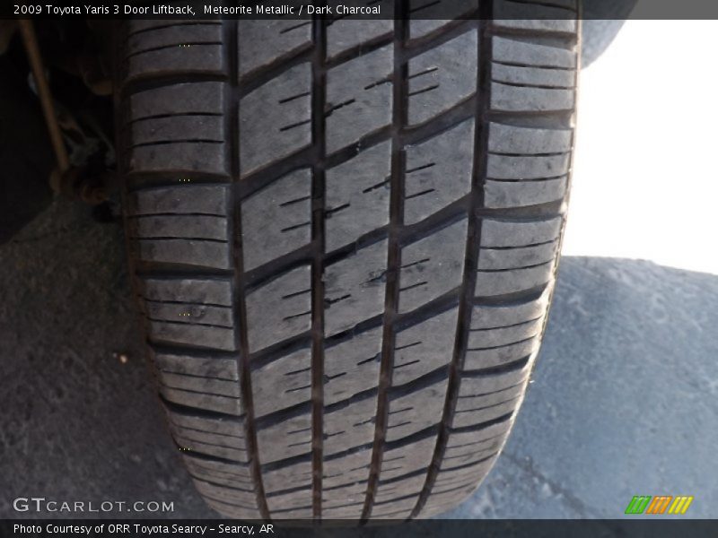 Meteorite Metallic / Dark Charcoal 2009 Toyota Yaris 3 Door Liftback