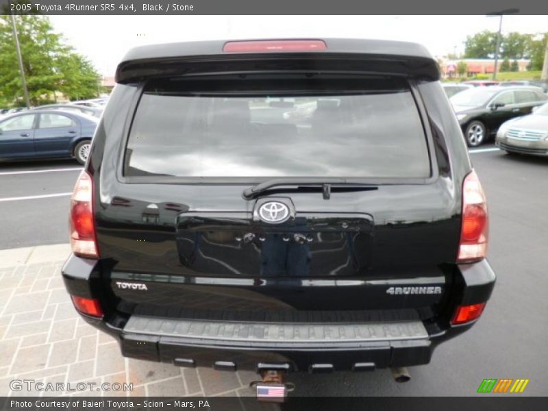 Black / Stone 2005 Toyota 4Runner SR5 4x4