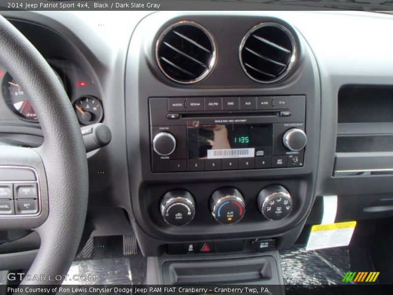 Black / Dark Slate Gray 2014 Jeep Patriot Sport 4x4