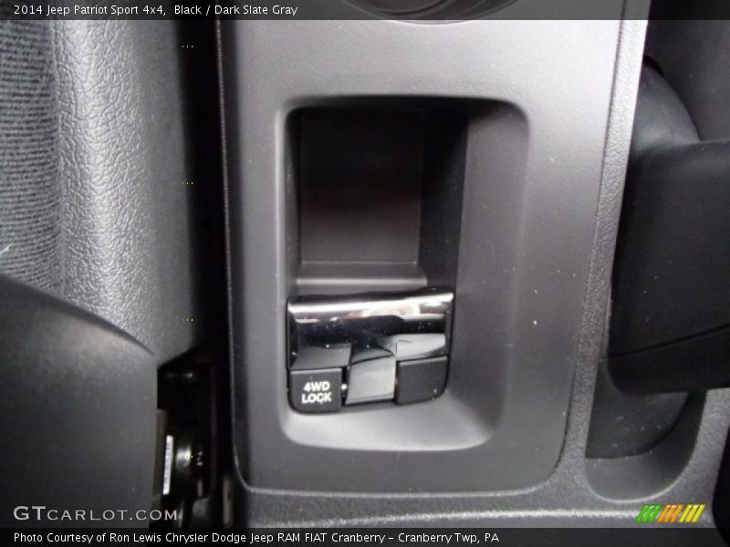 Black / Dark Slate Gray 2014 Jeep Patriot Sport 4x4