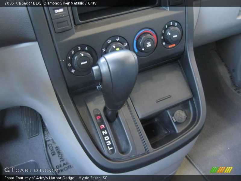 Diamond Silver Metallic / Gray 2005 Kia Sedona LX