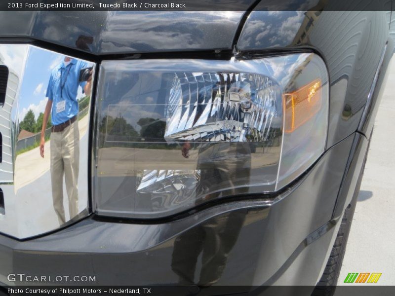 Tuxedo Black / Charcoal Black 2013 Ford Expedition Limited