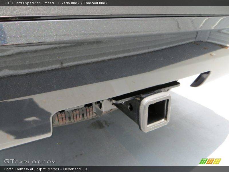 Tuxedo Black / Charcoal Black 2013 Ford Expedition Limited