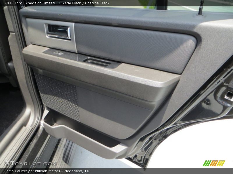 Tuxedo Black / Charcoal Black 2013 Ford Expedition Limited