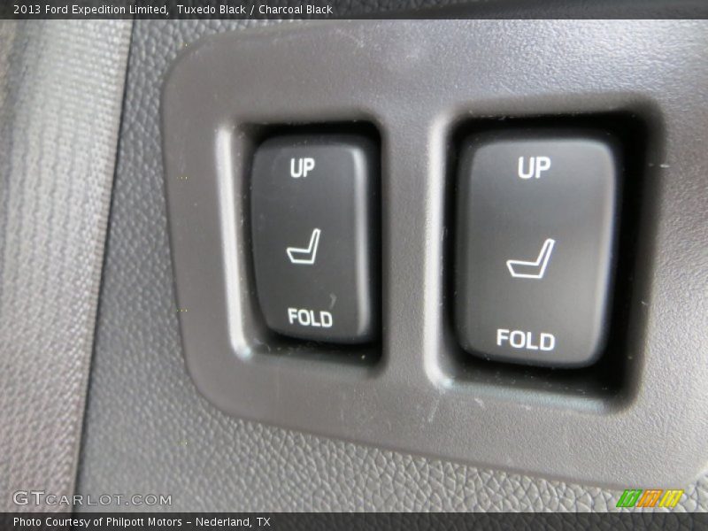 Tuxedo Black / Charcoal Black 2013 Ford Expedition Limited