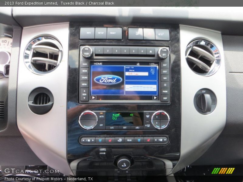 Tuxedo Black / Charcoal Black 2013 Ford Expedition Limited