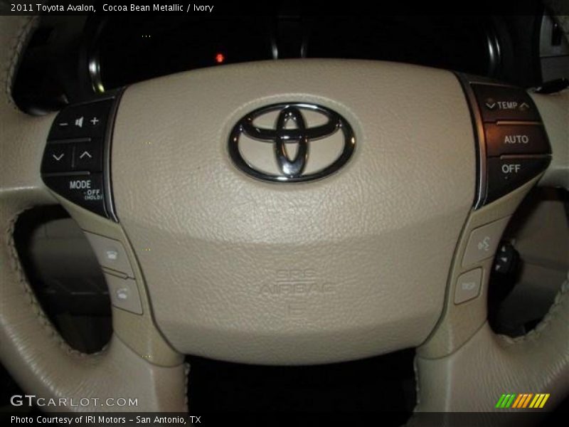Cocoa Bean Metallic / Ivory 2011 Toyota Avalon