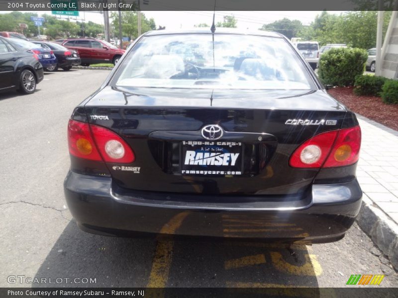 Black / Light Gray 2004 Toyota Corolla LE