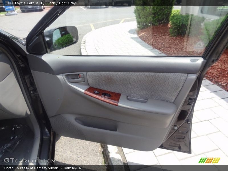Black / Light Gray 2004 Toyota Corolla LE