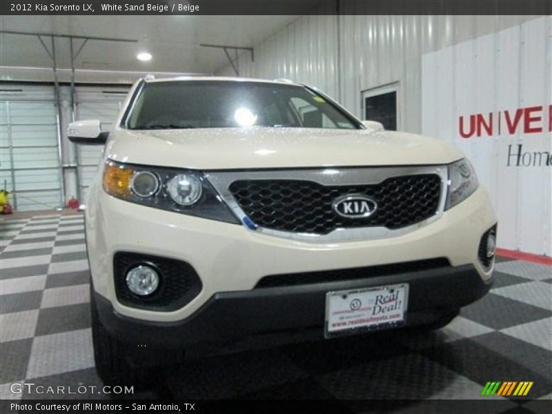 White Sand Beige / Beige 2012 Kia Sorento LX