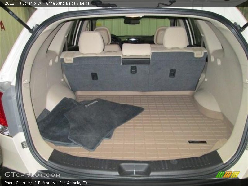 White Sand Beige / Beige 2012 Kia Sorento LX