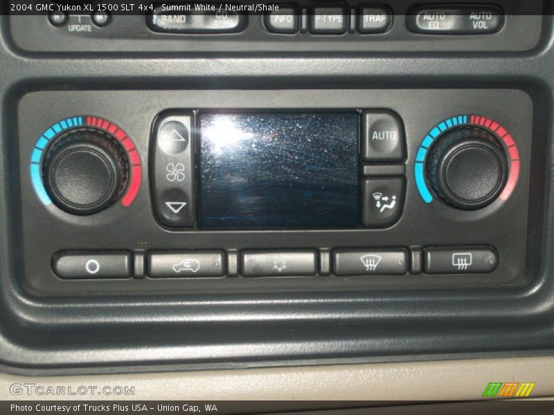 Summit White / Neutral/Shale 2004 GMC Yukon XL 1500 SLT 4x4