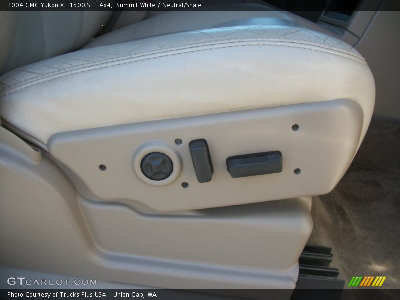 Summit White / Neutral/Shale 2004 GMC Yukon XL 1500 SLT 4x4