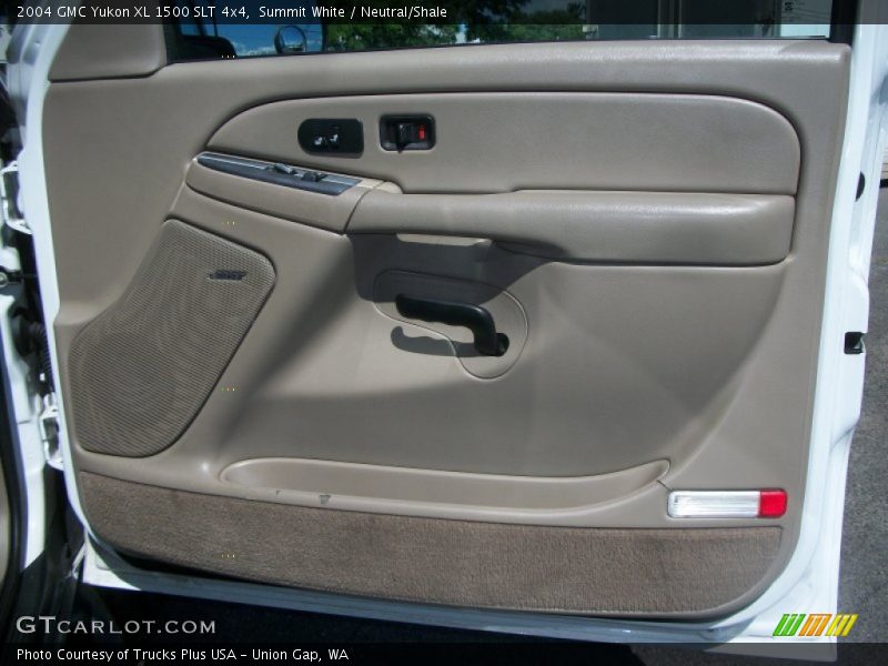 Summit White / Neutral/Shale 2004 GMC Yukon XL 1500 SLT 4x4