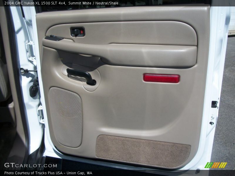 Summit White / Neutral/Shale 2004 GMC Yukon XL 1500 SLT 4x4