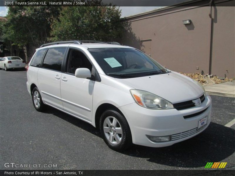 Natural White / Stone 2005 Toyota Sienna XLE