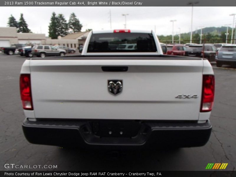 Bright White / Black/Diesel Gray 2013 Ram 1500 Tradesman Regular Cab 4x4