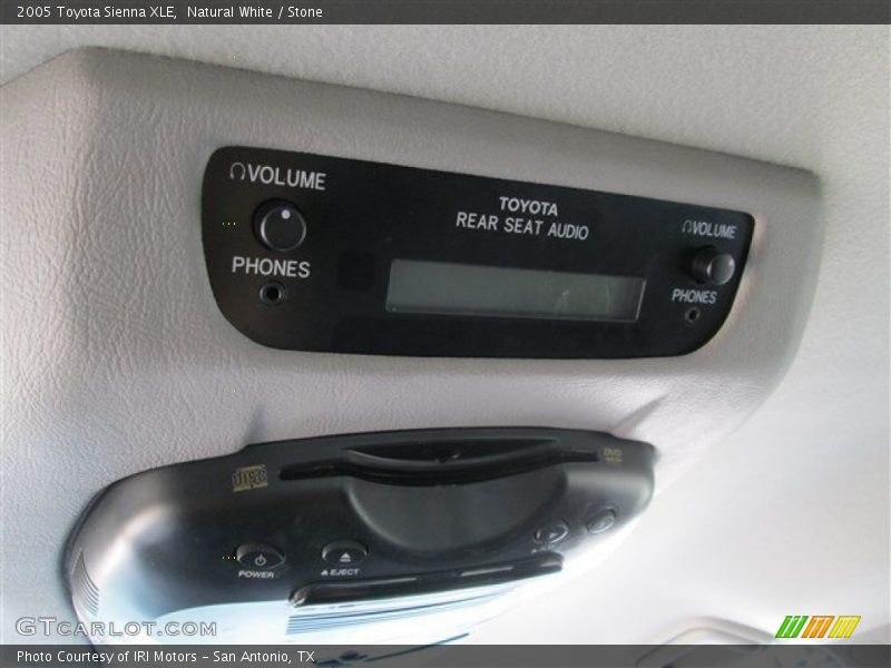 Natural White / Stone 2005 Toyota Sienna XLE