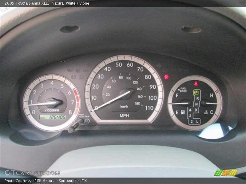 Natural White / Stone 2005 Toyota Sienna XLE