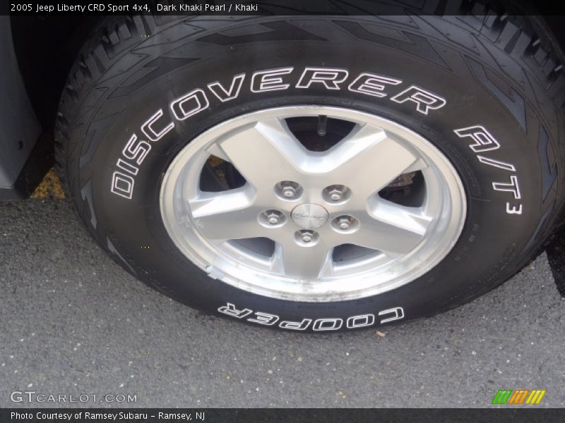 Dark Khaki Pearl / Khaki 2005 Jeep Liberty CRD Sport 4x4